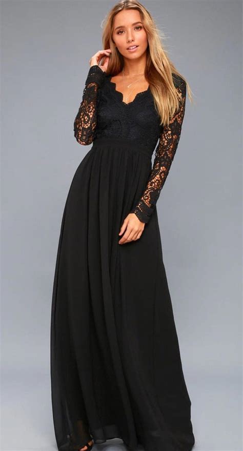 An empire waist and faux wrap bodice are supported by a thick tank strap and a cold shoulder, with. . Maxi lulus dresses